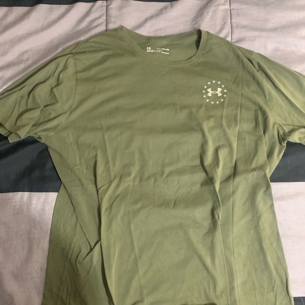 Mens Under Armor T Shirt